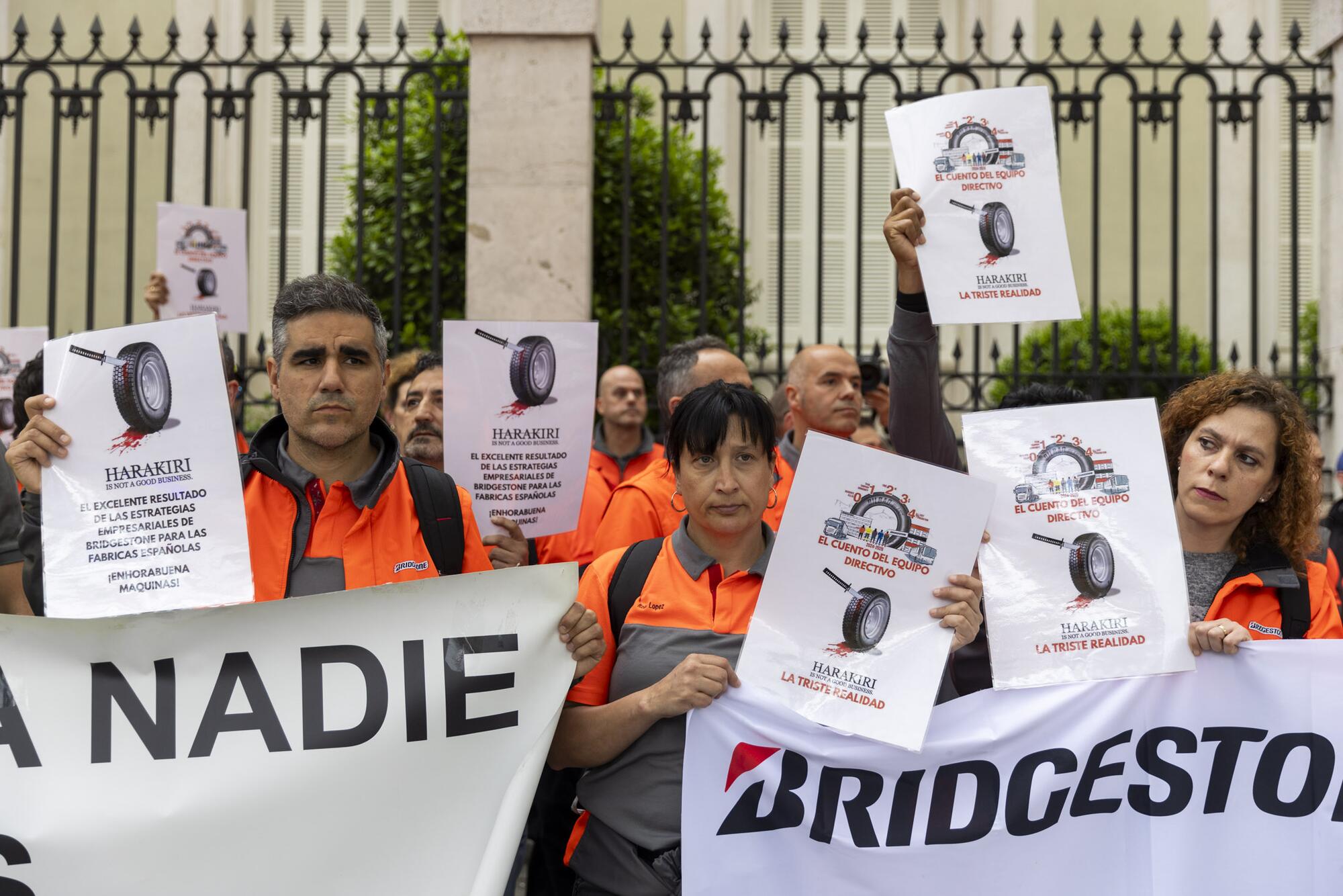 Concentración Bridgestone Embajada Japón - 6